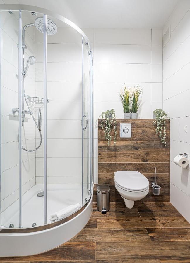 Apartament 24h With Free Garage And Ac Jagielly 5 *